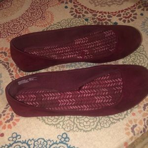 “Ballet Flats”. Maroon/Burgundy. Never worn.